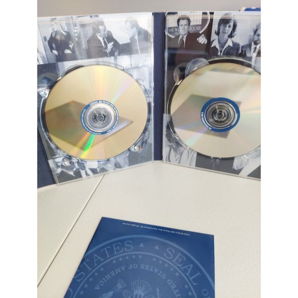 The West Wing: The Complete First 1999, Third 2002, & Seventh 2006 Seasons DVD - Picture 5 of 12